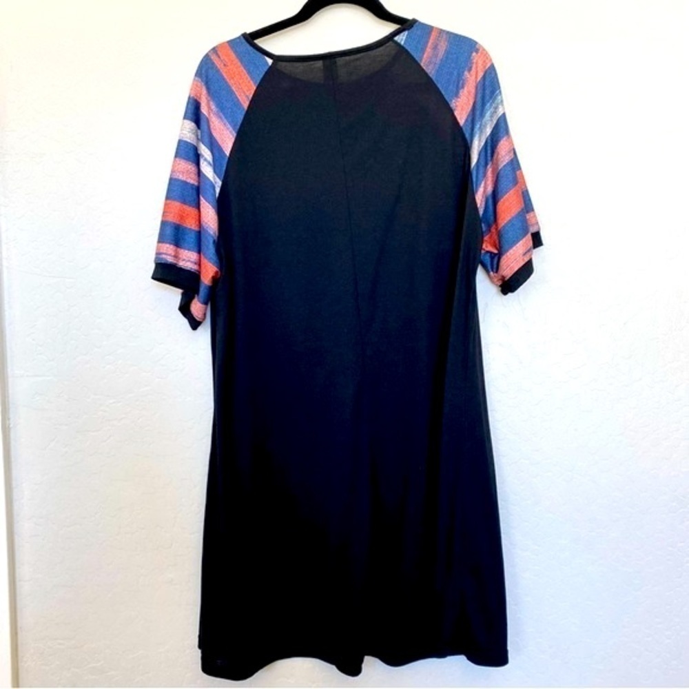 EMERY ROSE Plus Striped Print Tunic Dress Size 2X - Picture 3 of 7